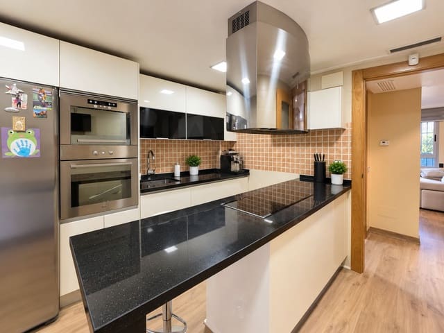 3 quarto Moradia em Banda para venda em Beniaján, Múrcia cidade com piscina garagem - 295 000 € (Ref: 10179507)