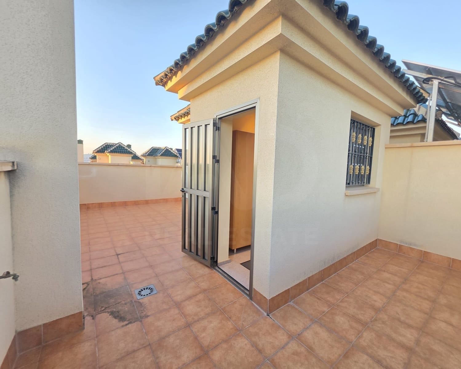 3 quarto Moradia em Banda para venda em Beniajan com piscina garagem - 295 000 € (Ref: 10179507)