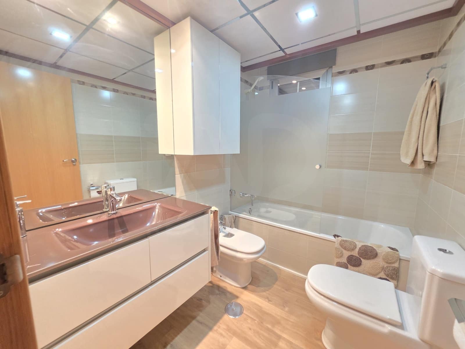3 quarto Moradia em Banda para venda em Beniajan com piscina garagem - 295 000 € (Ref: 10179507)
