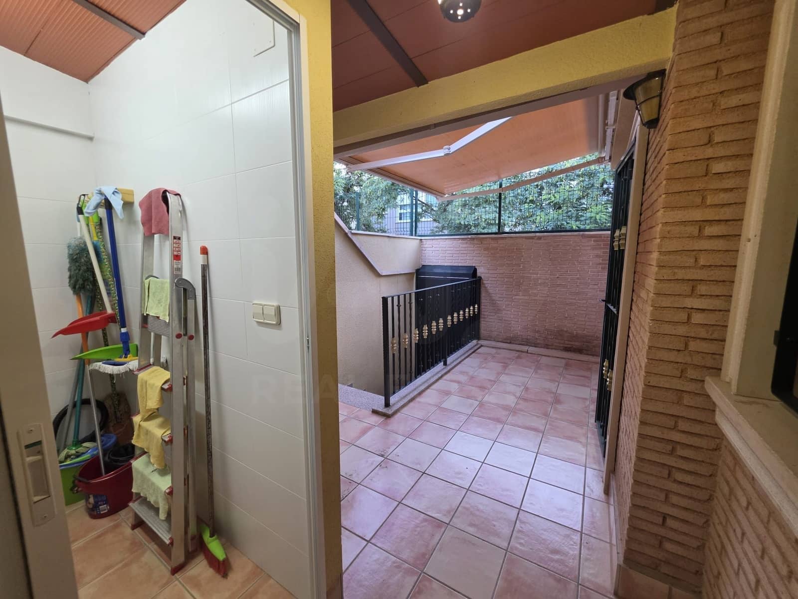 3 quarto Moradia em Banda para venda em Beniajan com piscina garagem - 295 000 € (Ref: 10179507)
