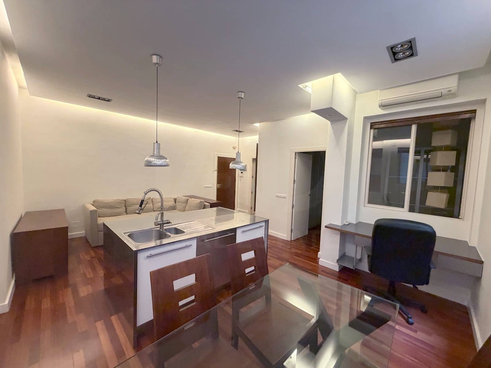 1 soveværelse Lejlighed til salg i Madrid by med garage - € 550.000 (Ref: 10179509)
