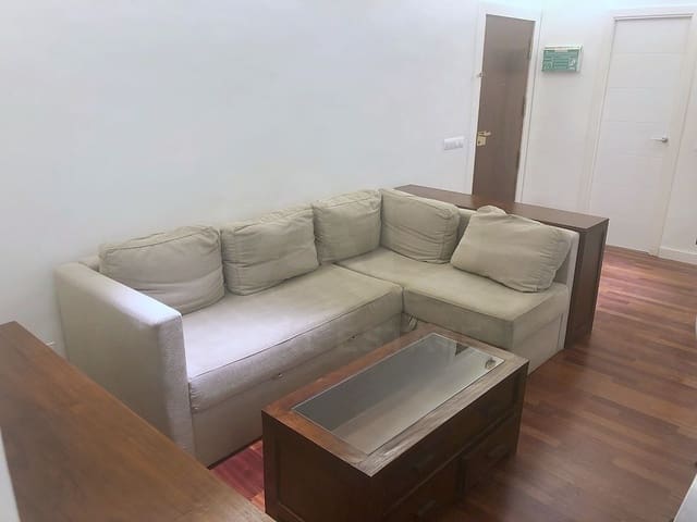 1 soveværelse Lejlighed til salg i Hispanoamérica, Madrid by med garage - € 550.000 (Ref: 10179509)
