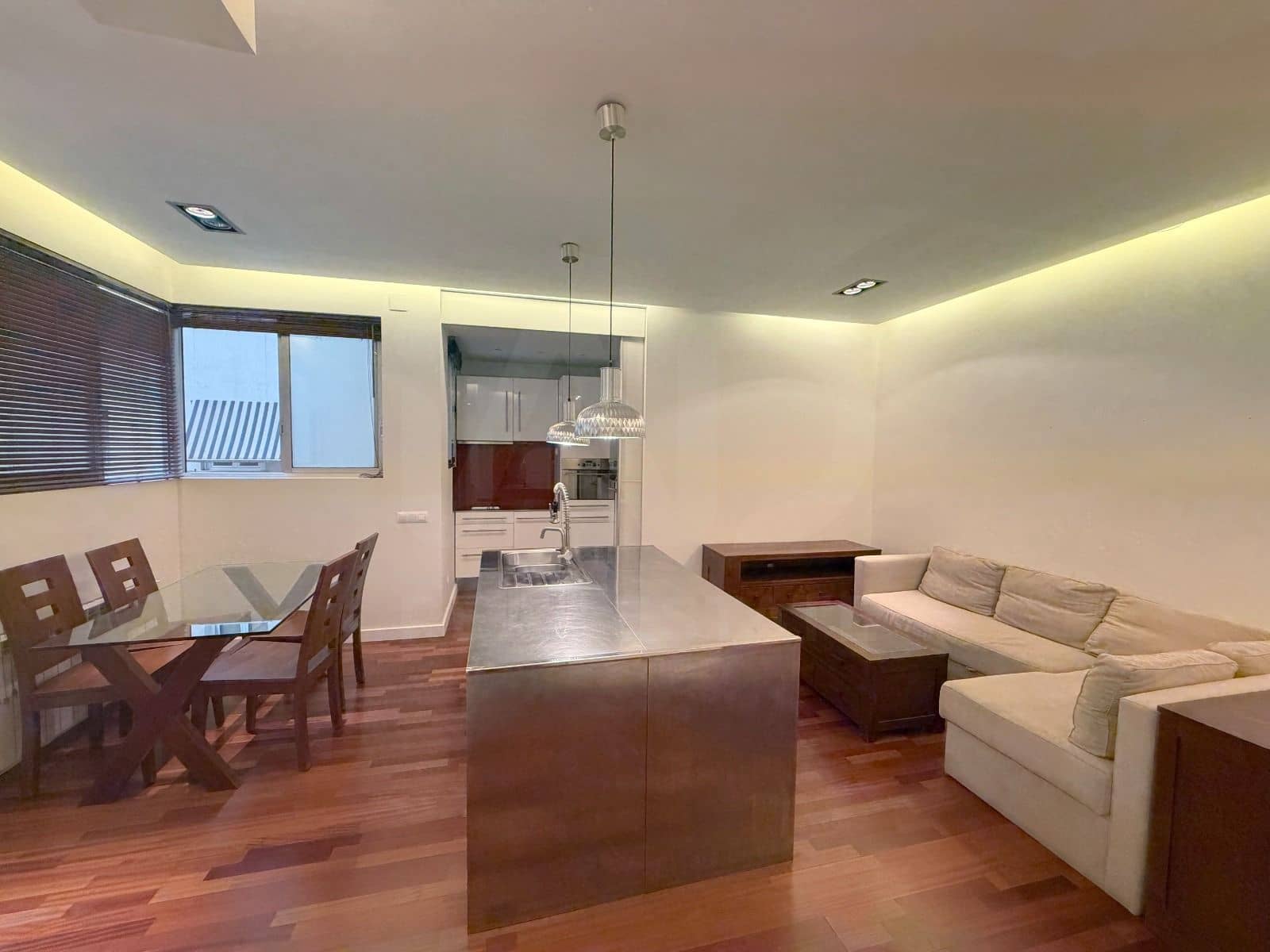 1 soveværelse Lejlighed til salg i Madrid by med garage - € 550.000 (Ref: 10179509)