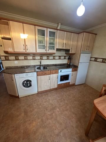 3 camera da letto Villa in vendita in Roperuelos del Páramo con garage - 75.000 € (Rif: 10179510)