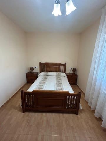 3 camera da letto Villa in vendita in Roperuelos del Páramo con garage - 75.000 € (Rif: 10179510)