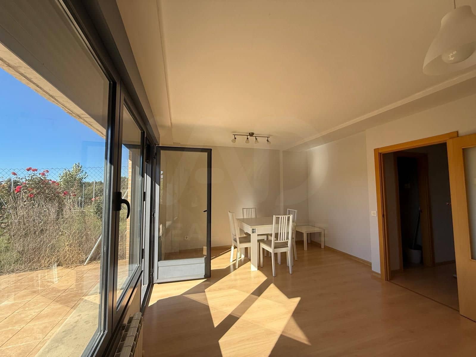 4 slaapkamer Rijtjeshuis te koop in Garrafe de Torio met garage - € 190.000 (Ref: 10179738)