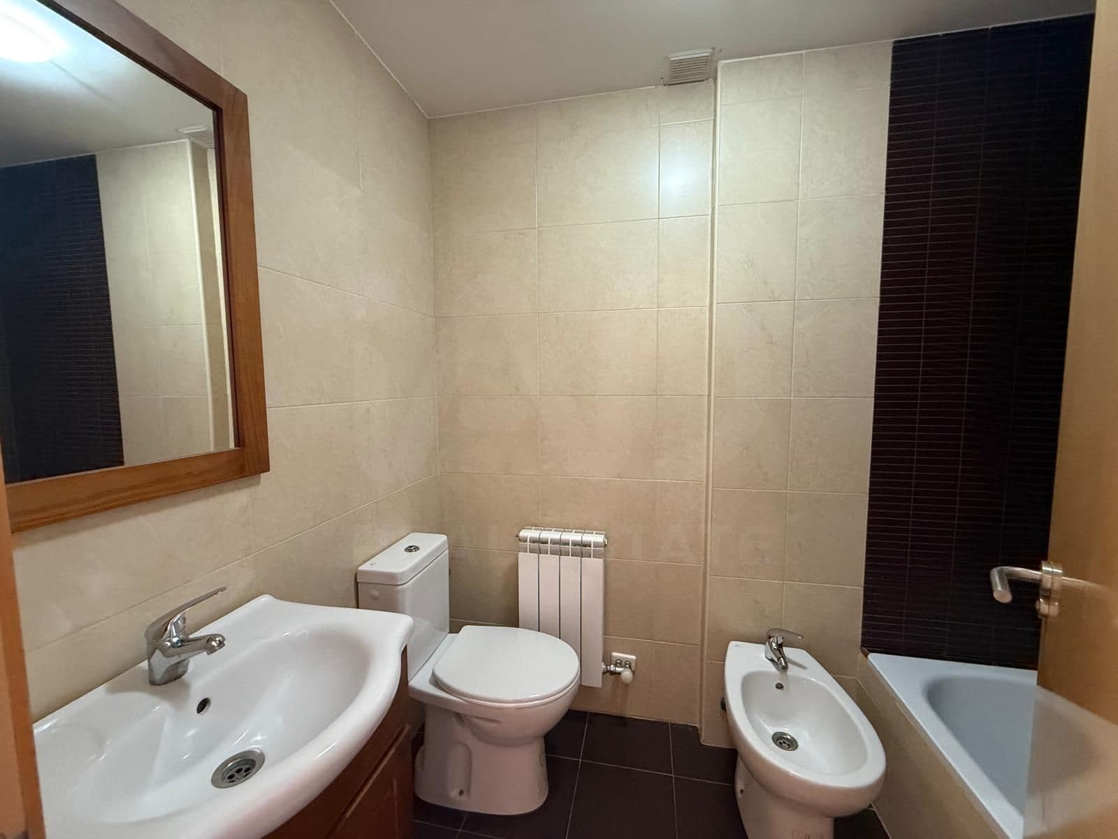 4 slaapkamer Rijtjeshuis te koop in Garrafe de Torio met garage - € 190.000 (Ref: 10179738)