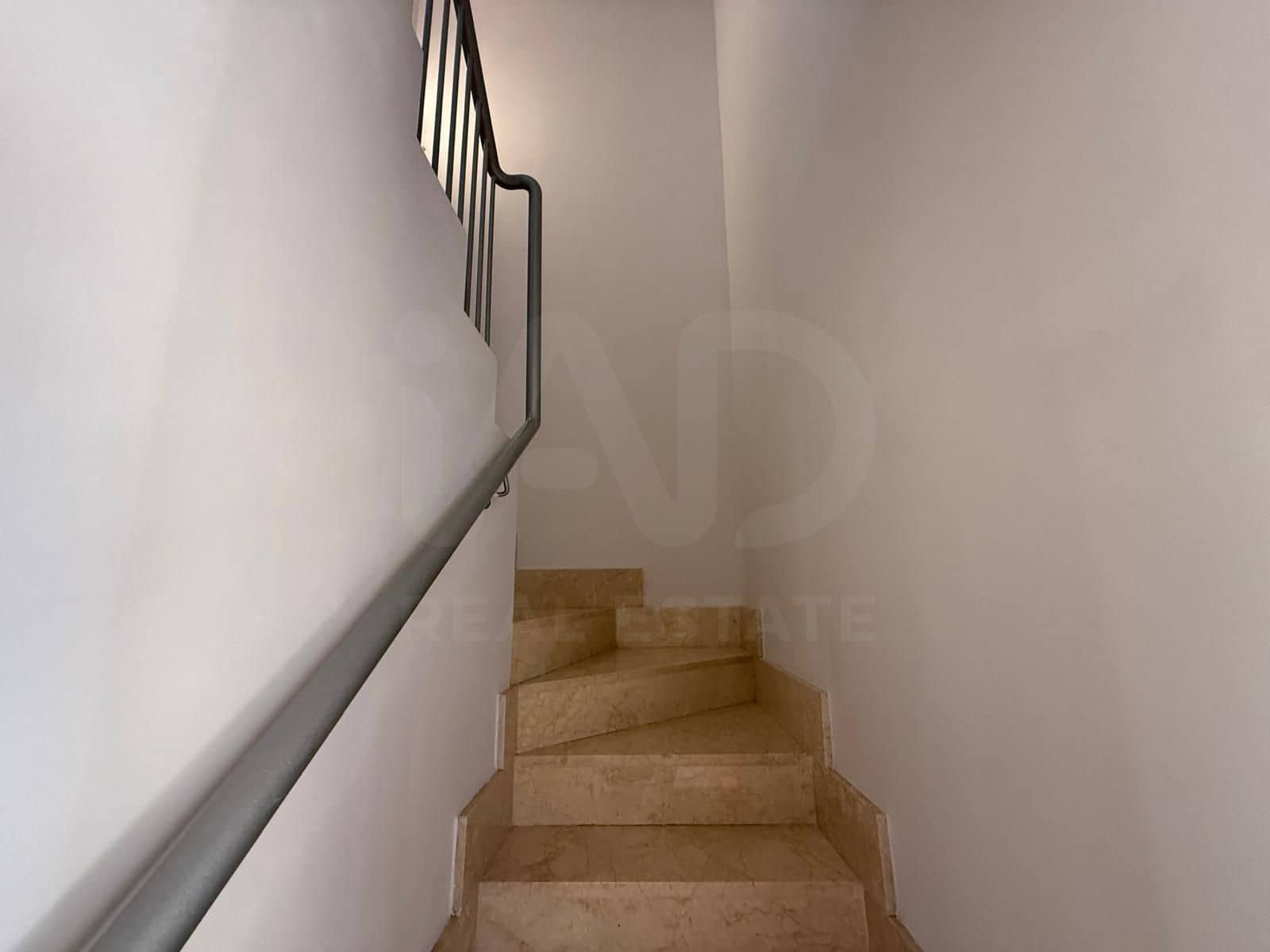 4 slaapkamer Rijtjeshuis te koop in Garrafe de Torio met garage - € 190.000 (Ref: 10179738)