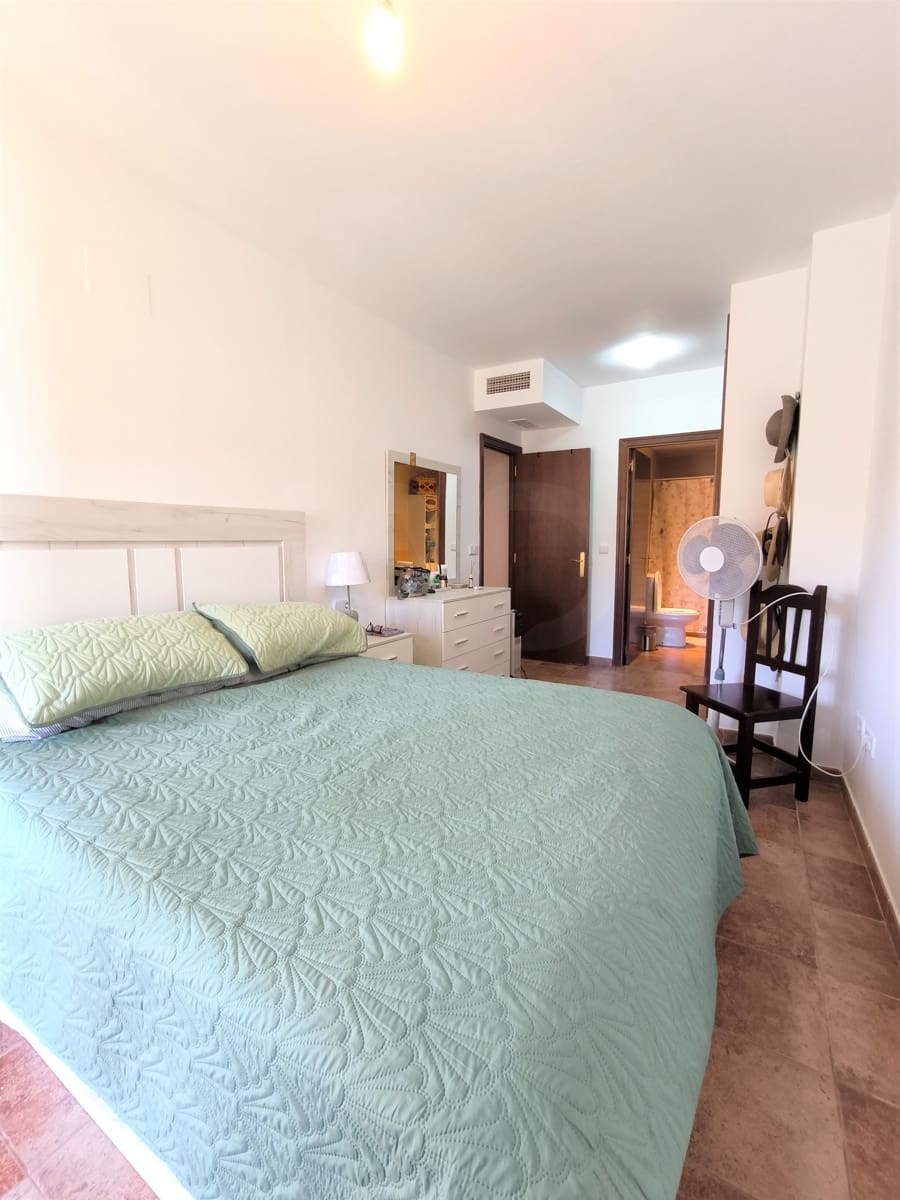 Apartamento de 2 habitaciones en Ayamonte en venta con piscina garaje - 159.900 € (Ref: 10179739)