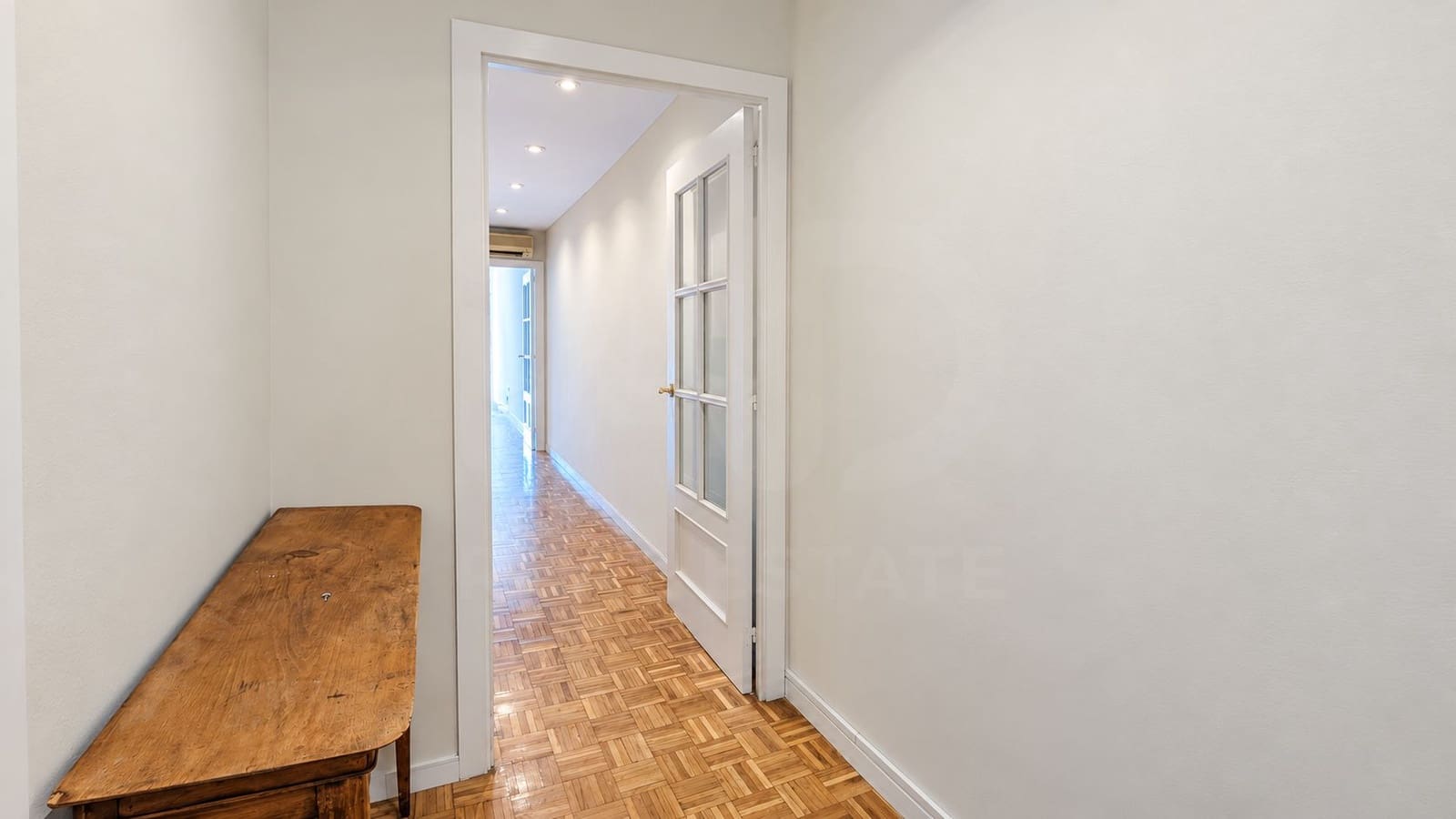 3 soveværelse Lejlighed til salg i Barcelona by - € 650.000 (Ref: 10179740)