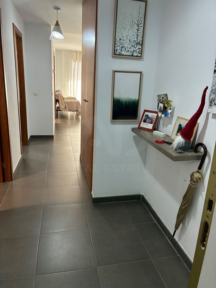 2 bedroom Apartment for sale in La Seu d'Urgell with garage - € 240,000 (Ref: 10179746)