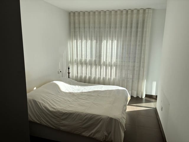 2 bedroom Apartment for sale in La Seu d'Urgell with garage - € 240,000 (Ref: 10179746)