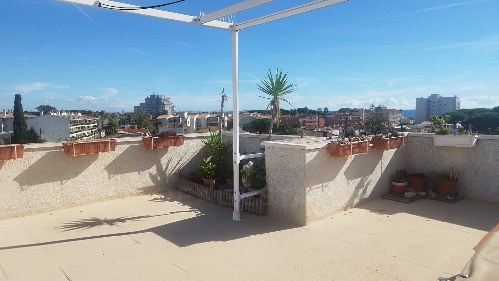 1 soverom Penthouse til salgs i Cambrils med svømmebasseng - € 259 000 (Ref: 10179750)
