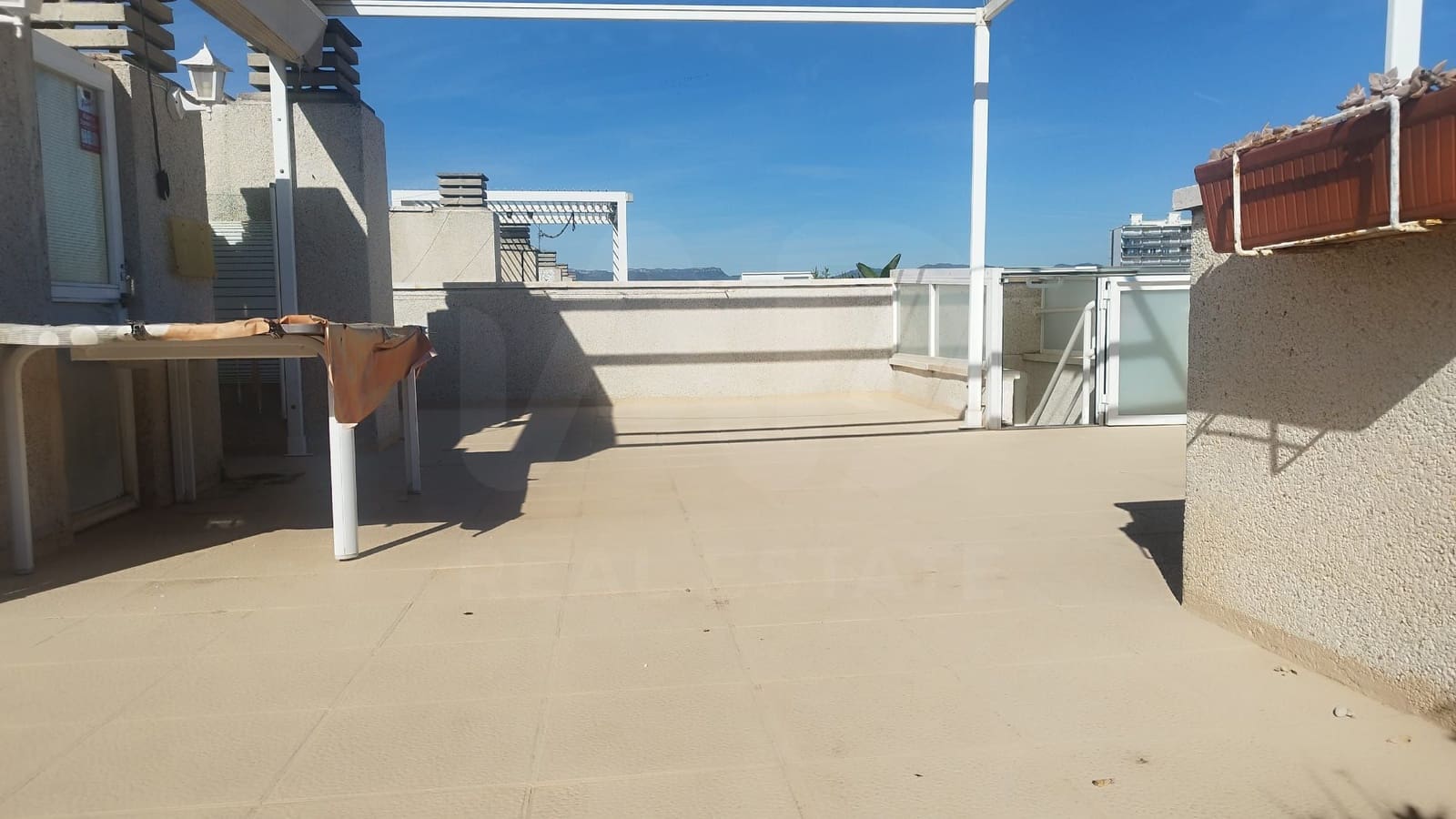 1 soverom Penthouse til salgs i Cambrils med svømmebasseng - € 259 000 (Ref: 10179750)