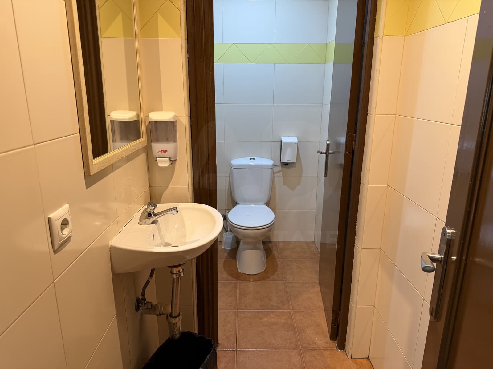 Erhverv til salg i Valladolid by - € 325.000 (Ref: 10179754)