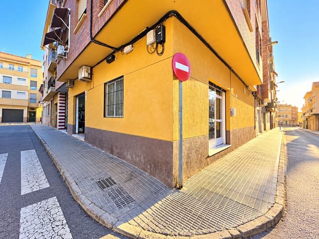 3 slaapkamer Commercieel te koop in Beniaján, Murcia stad - € 125.000 (Ref: 10179755)