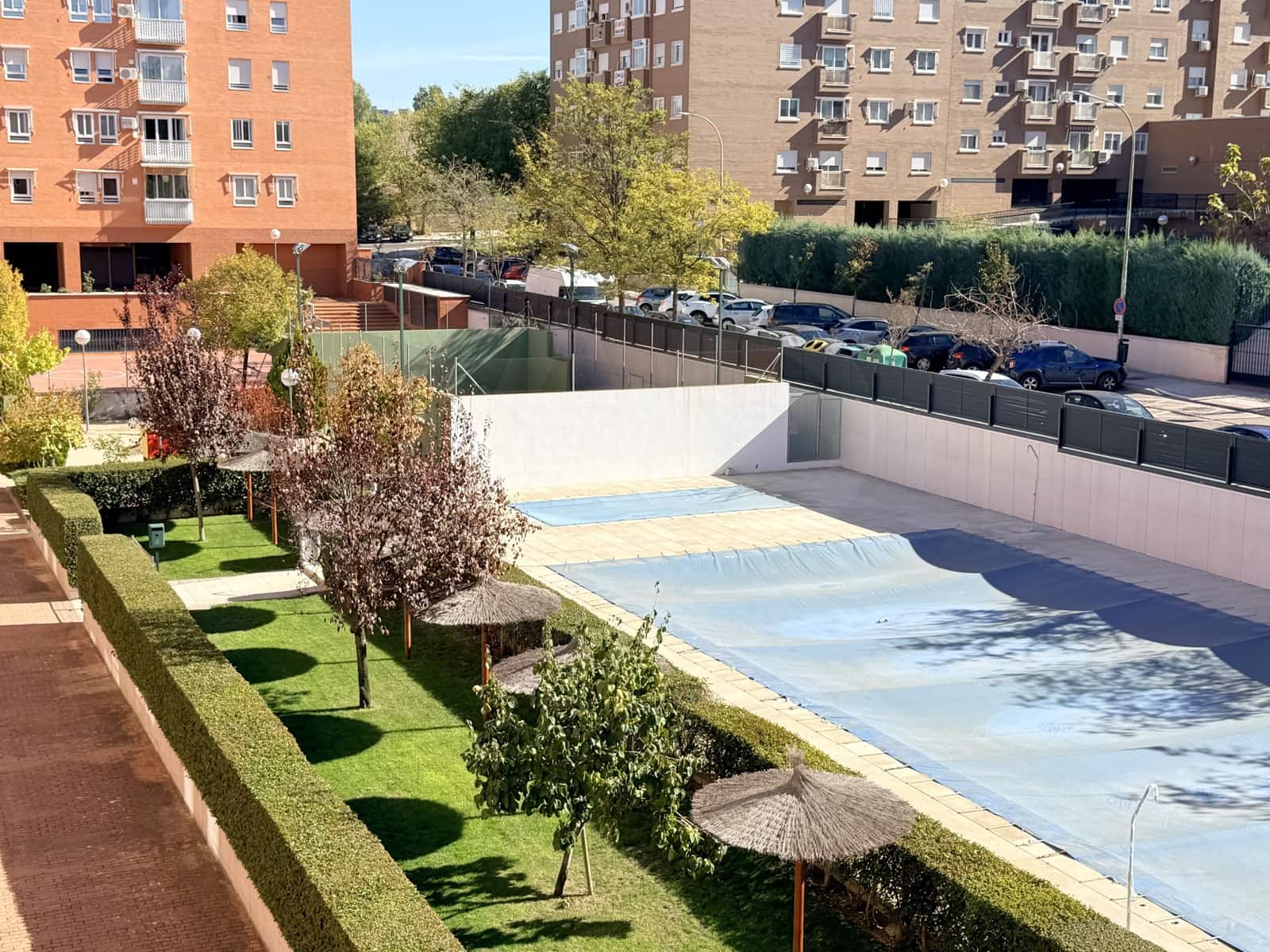 3 soverom Leilighet til leie i Mostoles med svømmebasseng garasje - € 1 450 (Ref: 10179756)
