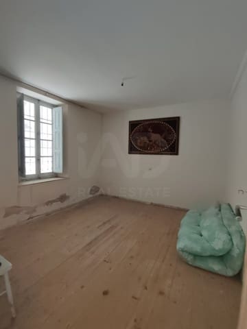 6 bedroom Townhouse for sale in Valderrey - € 49,900 (Ref: 10179757)