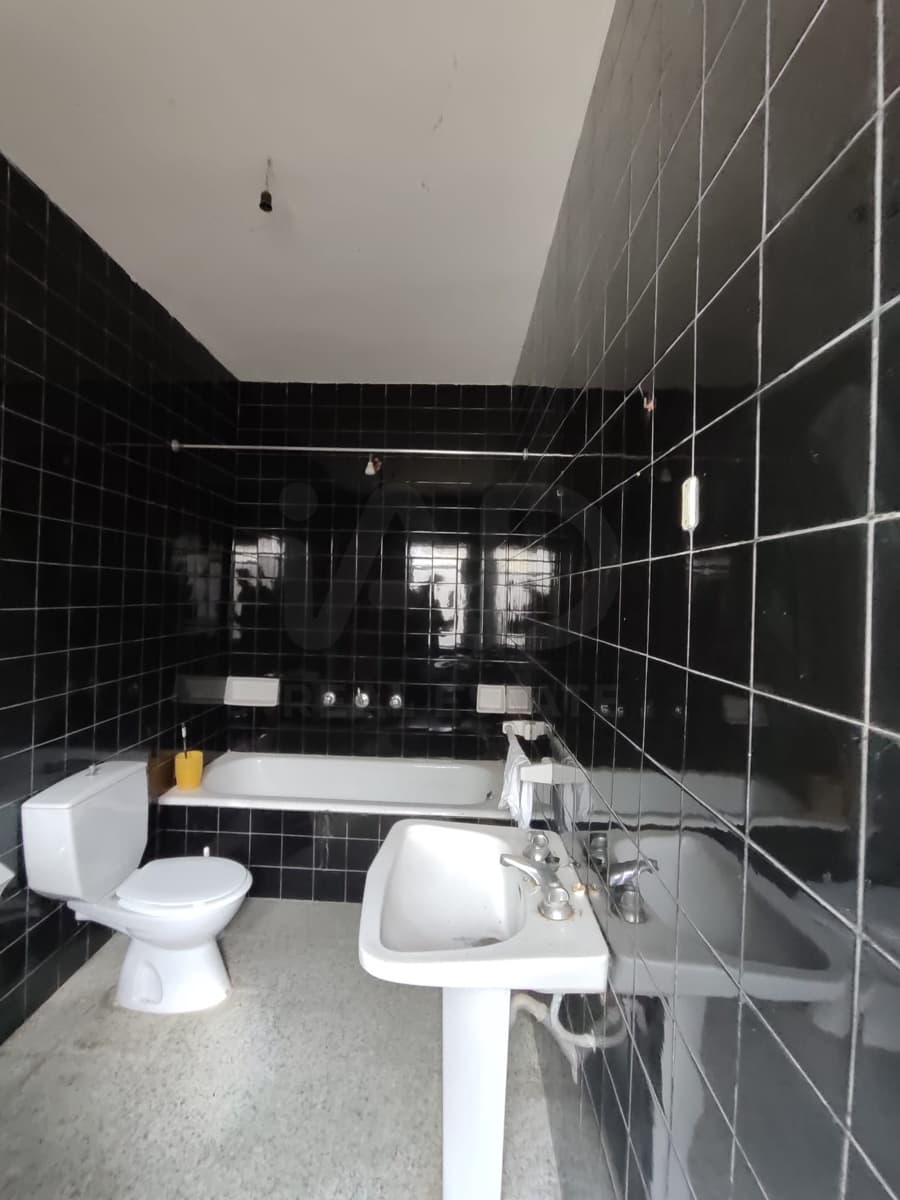 6 bedroom Townhouse for sale in Valderrey - € 49,900 (Ref: 10179757)