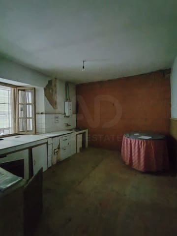 6 bedroom Townhouse for sale in Valderrey - € 49,900 (Ref: 10179757)