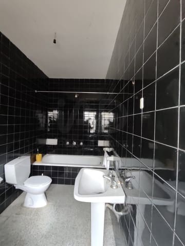 6 bedroom Townhouse for sale in Valderrey - € 49,900 (Ref: 10179757)