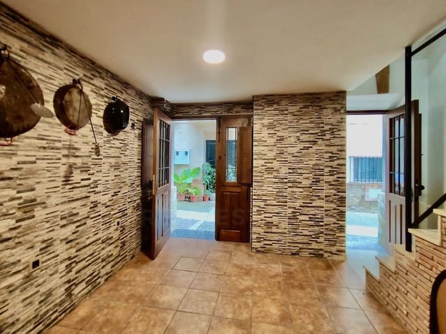 3 bedroom Townhouse for sale in Jérica - € 167,000 (Ref: 10179758)