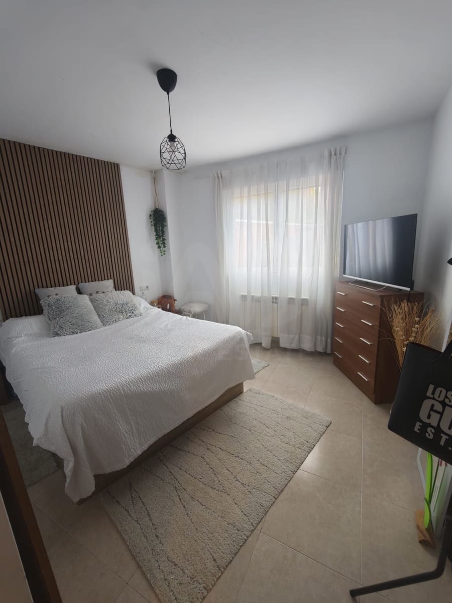 3 slaapkamer Appartement te koop in Valencia de Don Juan met garage - € 120.000 (Ref: 10180541)