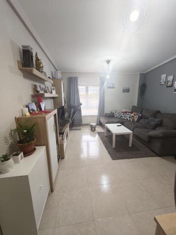 3 slaapkamer Appartement te koop in Valencia de Don Juan met garage - € 120.000 (Ref: 10180541)