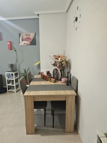 3 slaapkamer Appartement te koop in Valencia de Don Juan met garage - € 120.000 (Ref: 10180541)