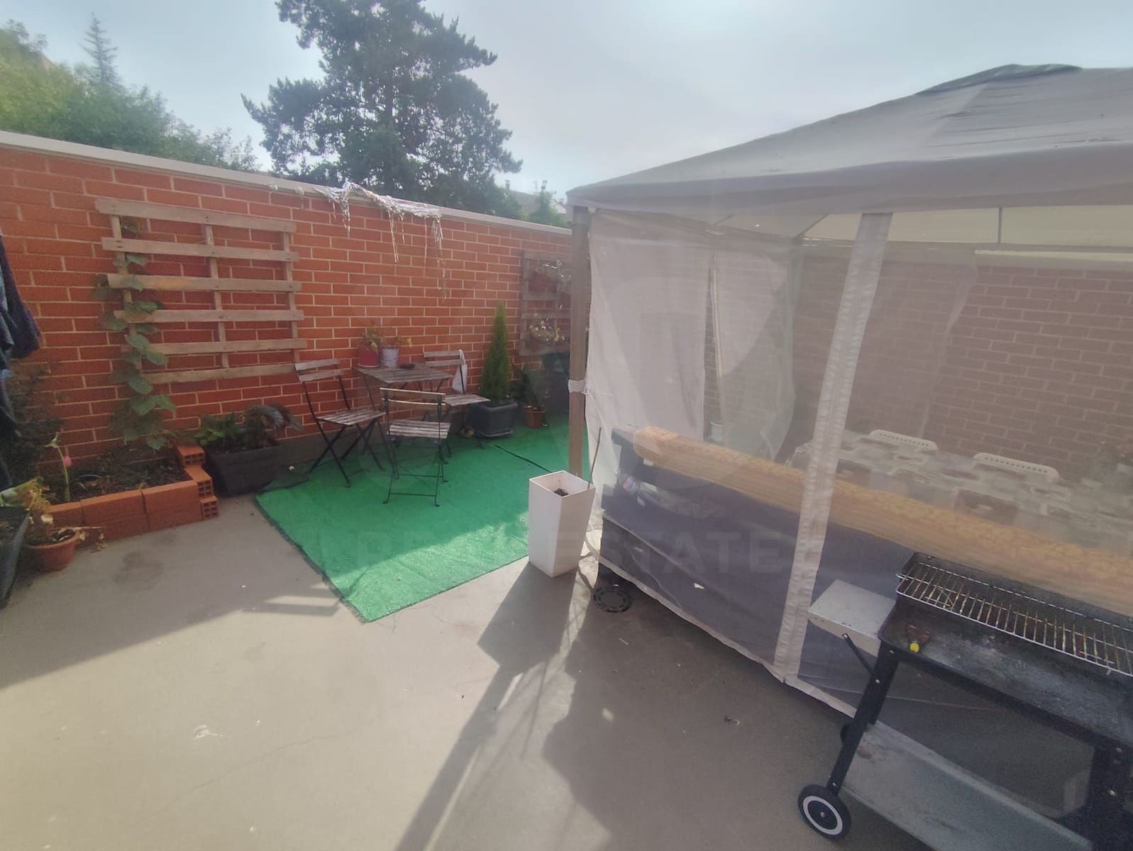 3 slaapkamer Appartement te koop in Valencia de Don Juan met garage - € 120.000 (Ref: 10180541)