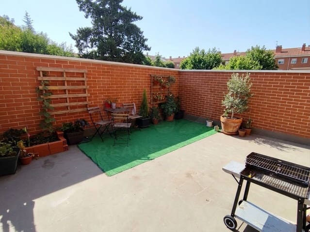 3 quarto Apartamento para venda em Valencia de Don Juan com garagem - 120 000 € (Ref: 10180541)