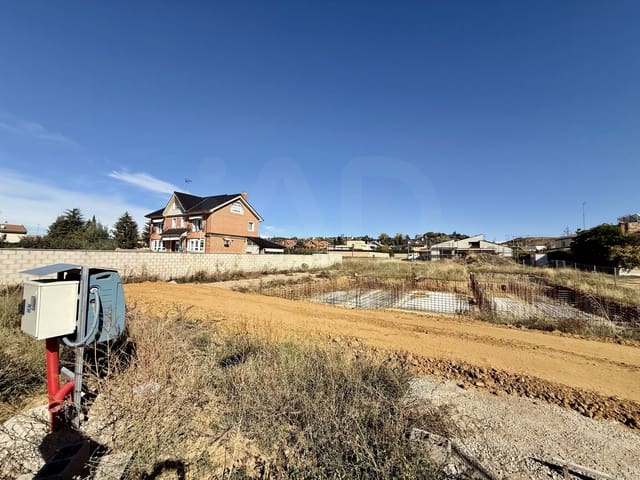 Tomt till salu i León stad - 450 000 € (Ref: 10182003)