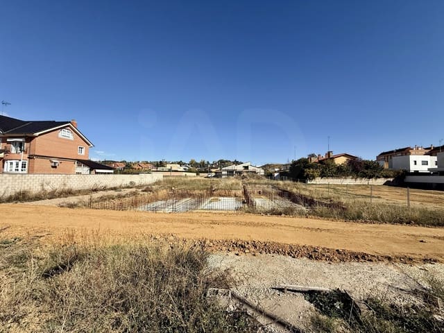 Byggegrund til salg i León by - € 450.000 (Ref: 10182003)