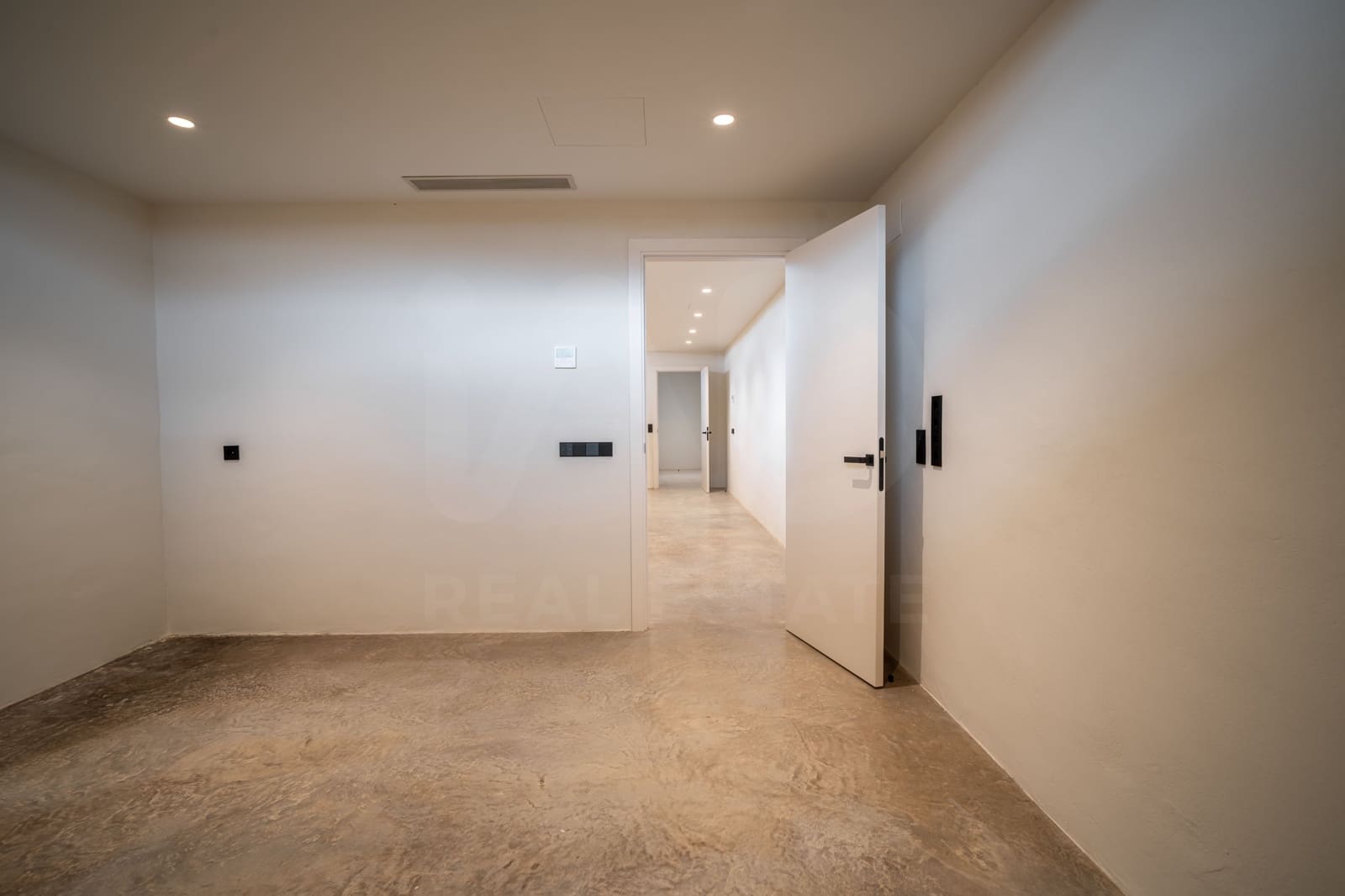4 bedroom Townhouse for sale in Sineu with pool garage - € 2,400,000 (Ref: 10182004)