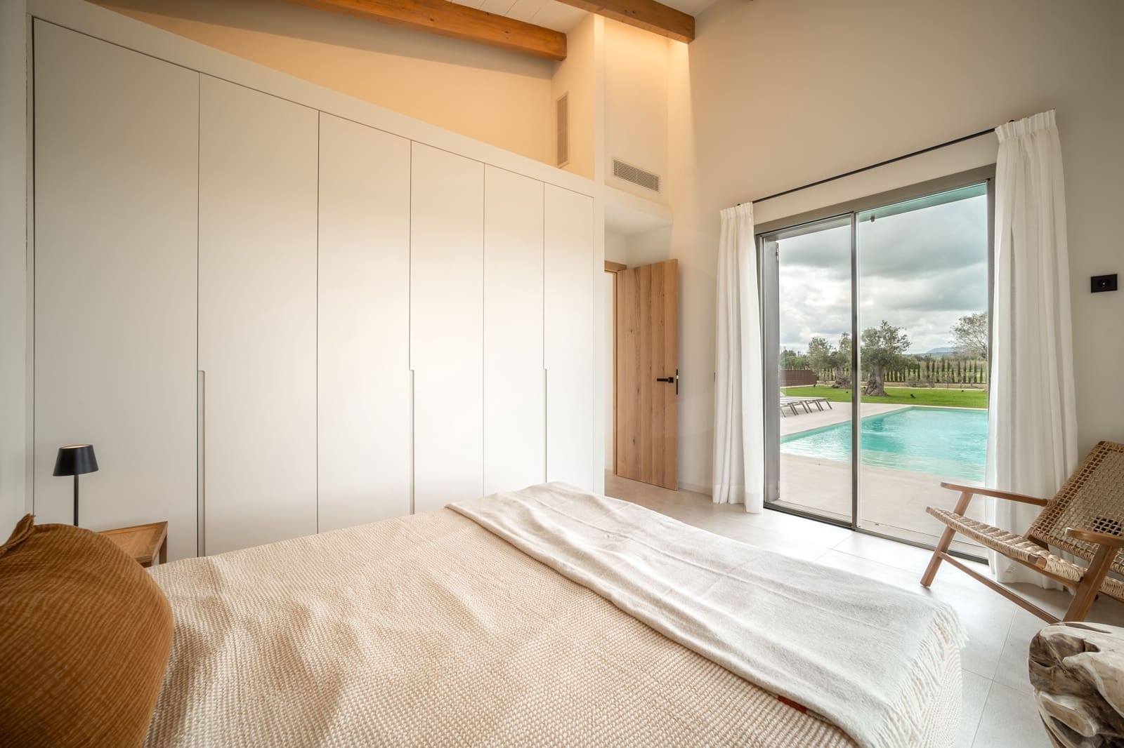 4 bedroom Townhouse for sale in Sineu with pool garage - € 2,400,000 (Ref: 10182004)