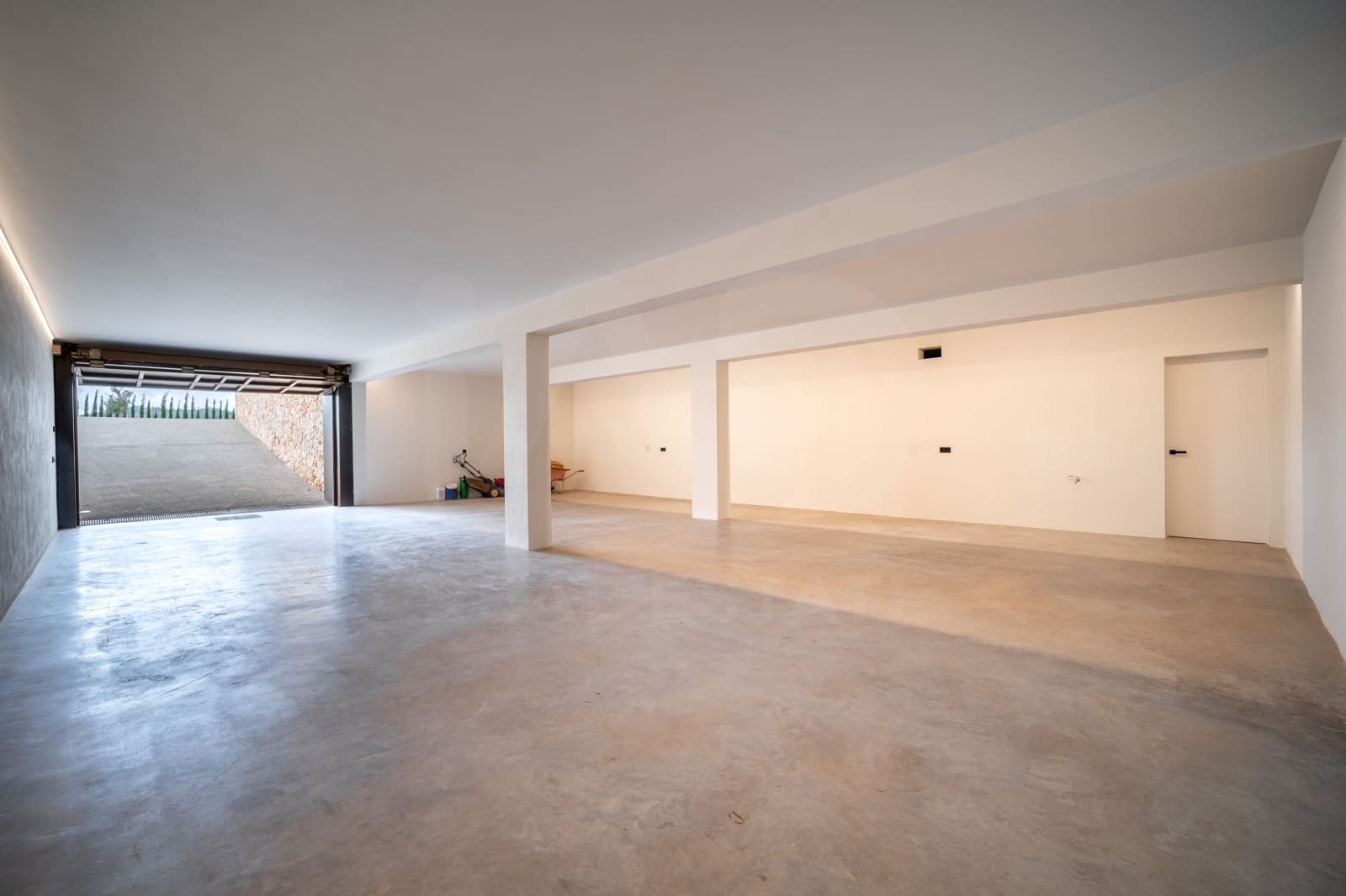 4 bedroom Townhouse for sale in Sineu with pool garage - € 2,400,000 (Ref: 10182004)