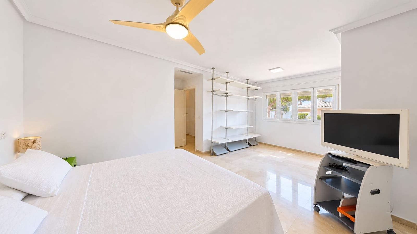 4 Zimmer Haus zu verkaufen in Chiclana de la Frontera mit Pool - 950.000 € (Ref: 10182005)