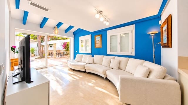 4 soverom Hus til salgs i Chiclana de la Frontera med svømmebasseng - € 950 000 (Ref: 10182005)
