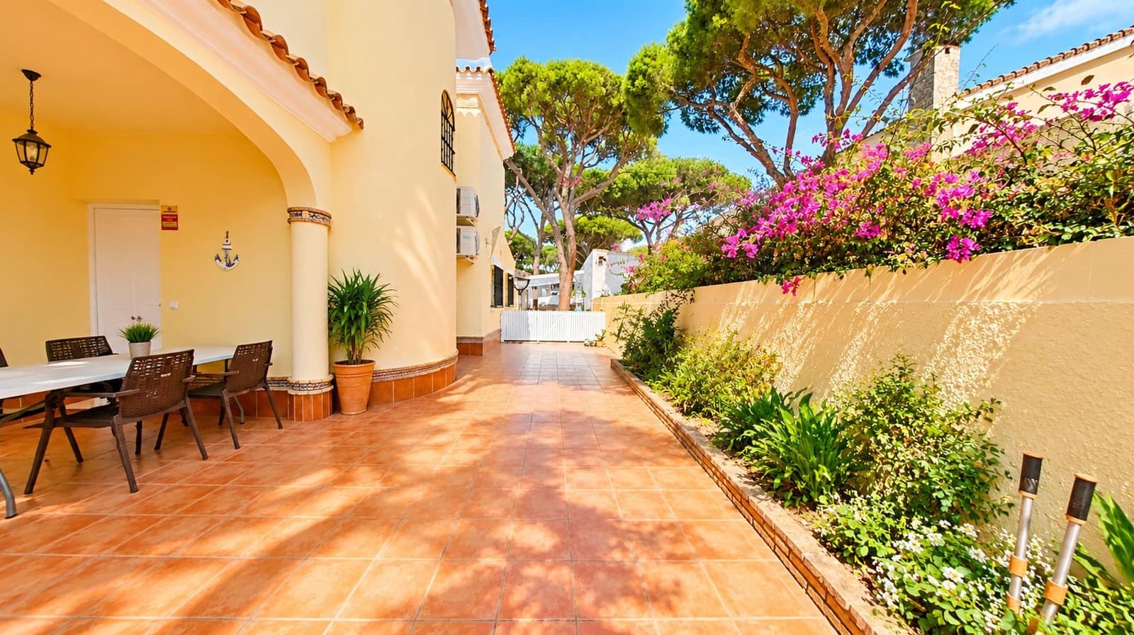 4 Zimmer Haus zu verkaufen in Chiclana de la Frontera mit Pool - 950.000 € (Ref: 10182005)