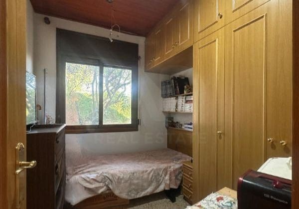 3 sypialnia Dom na sprzedaż w Masquefa z garażem - 253 000 € (Ref: 10182014)