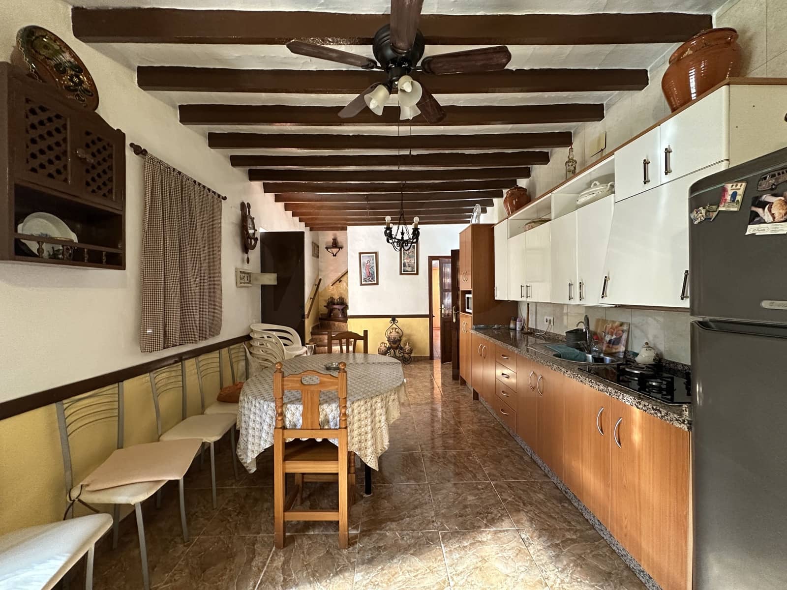 6 bedroom Townhouse for sale in Casabermeja - € 250,000 (Ref: 10182016)