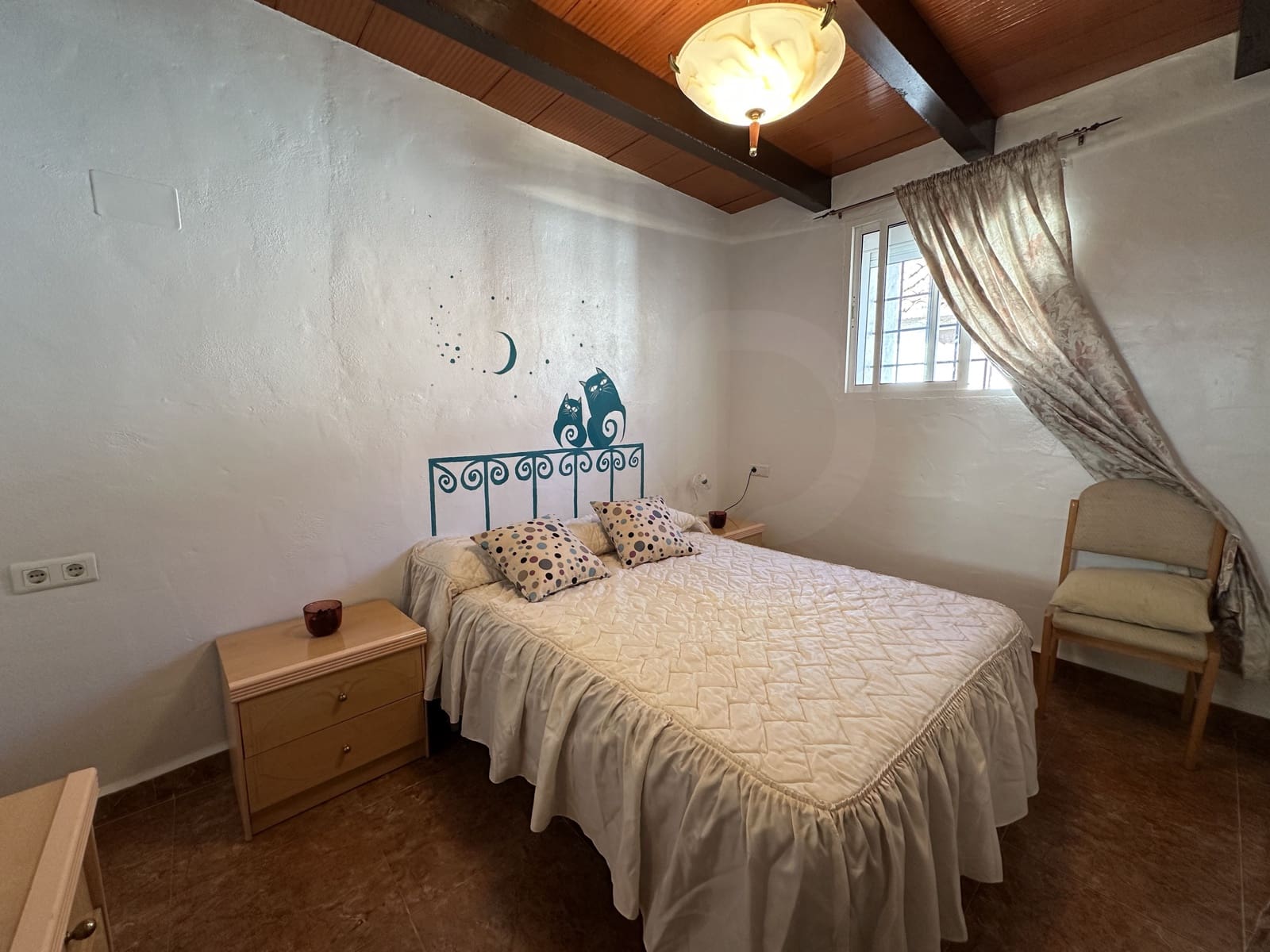 6 bedroom Townhouse for sale in Casabermeja - € 250,000 (Ref: 10182016)