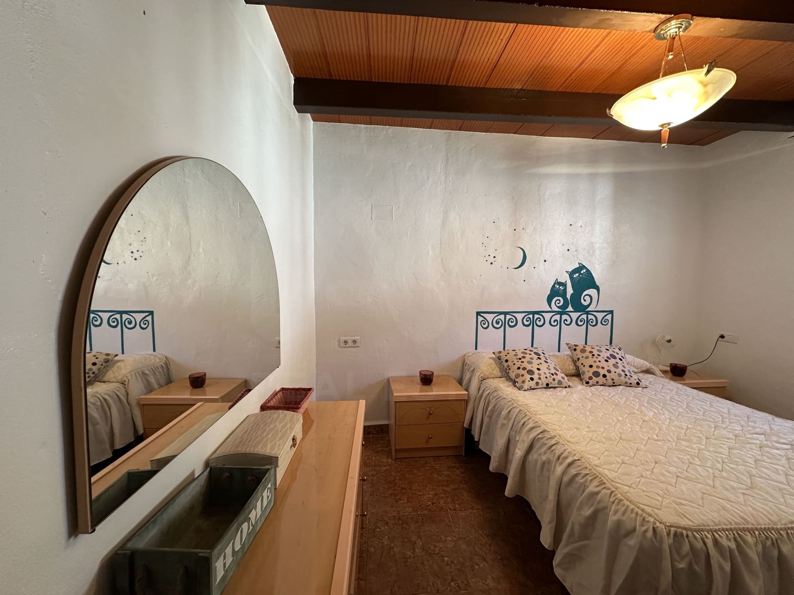 6 bedroom Townhouse for sale in Casabermeja - € 250,000 (Ref: 10182016)