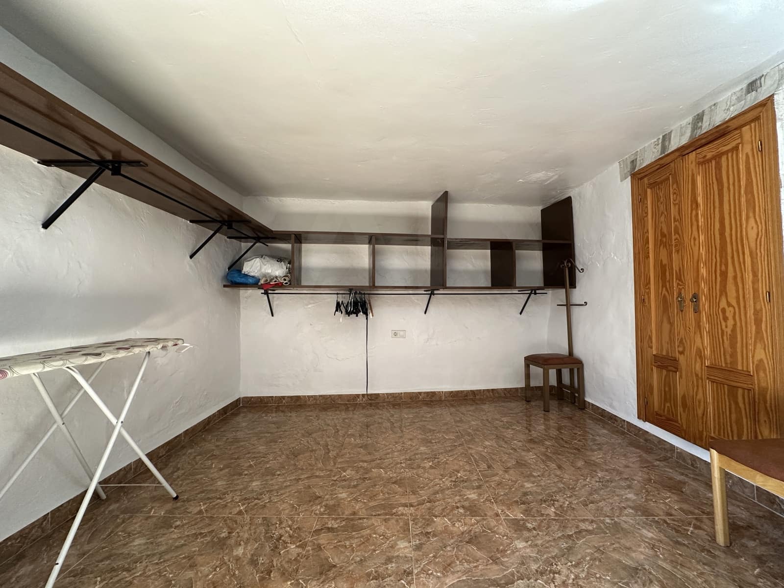 6 bedroom Townhouse for sale in Casabermeja - € 250,000 (Ref: 10182016)