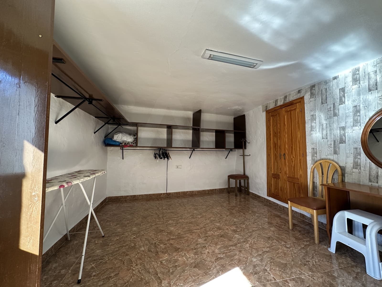 6 bedroom Townhouse for sale in Casabermeja - € 250,000 (Ref: 10182016)