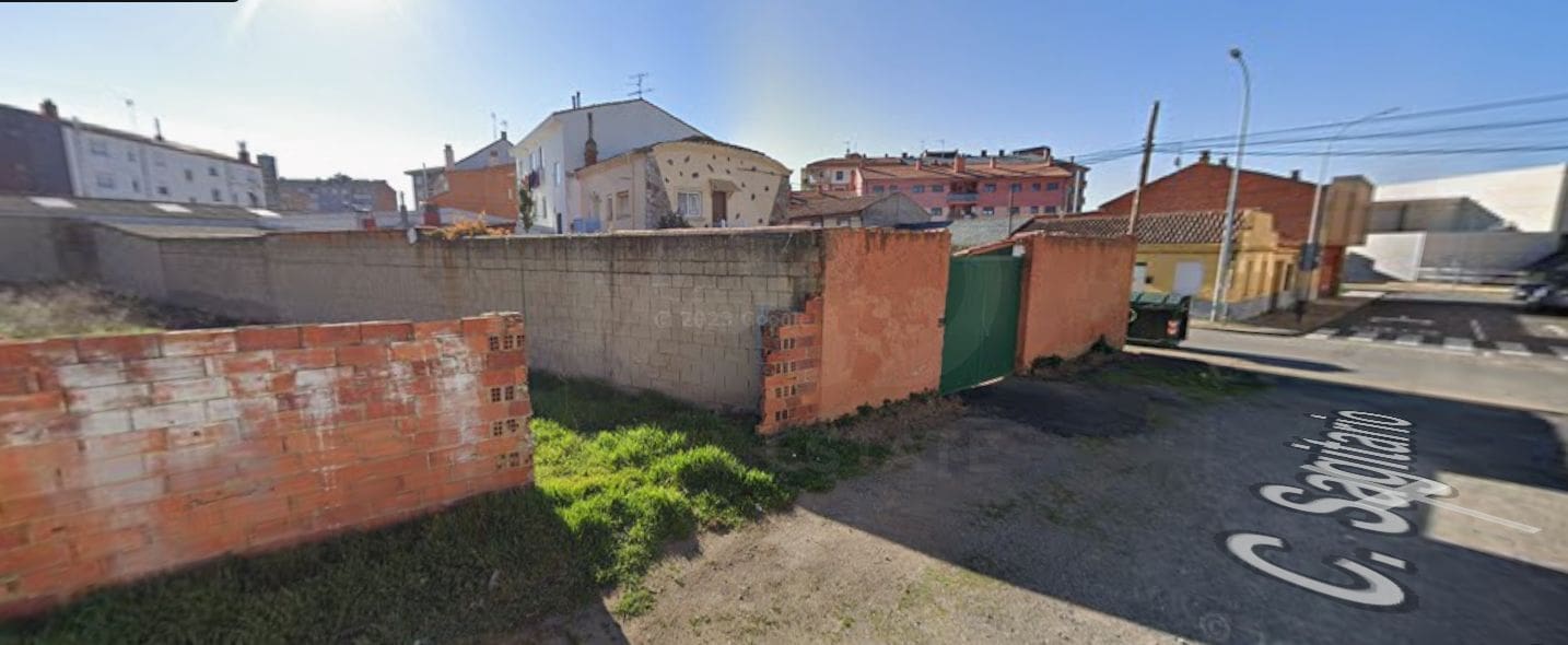 Bouwgrond te koop in Leon stad - € 115.000 (Ref: 10182378)
