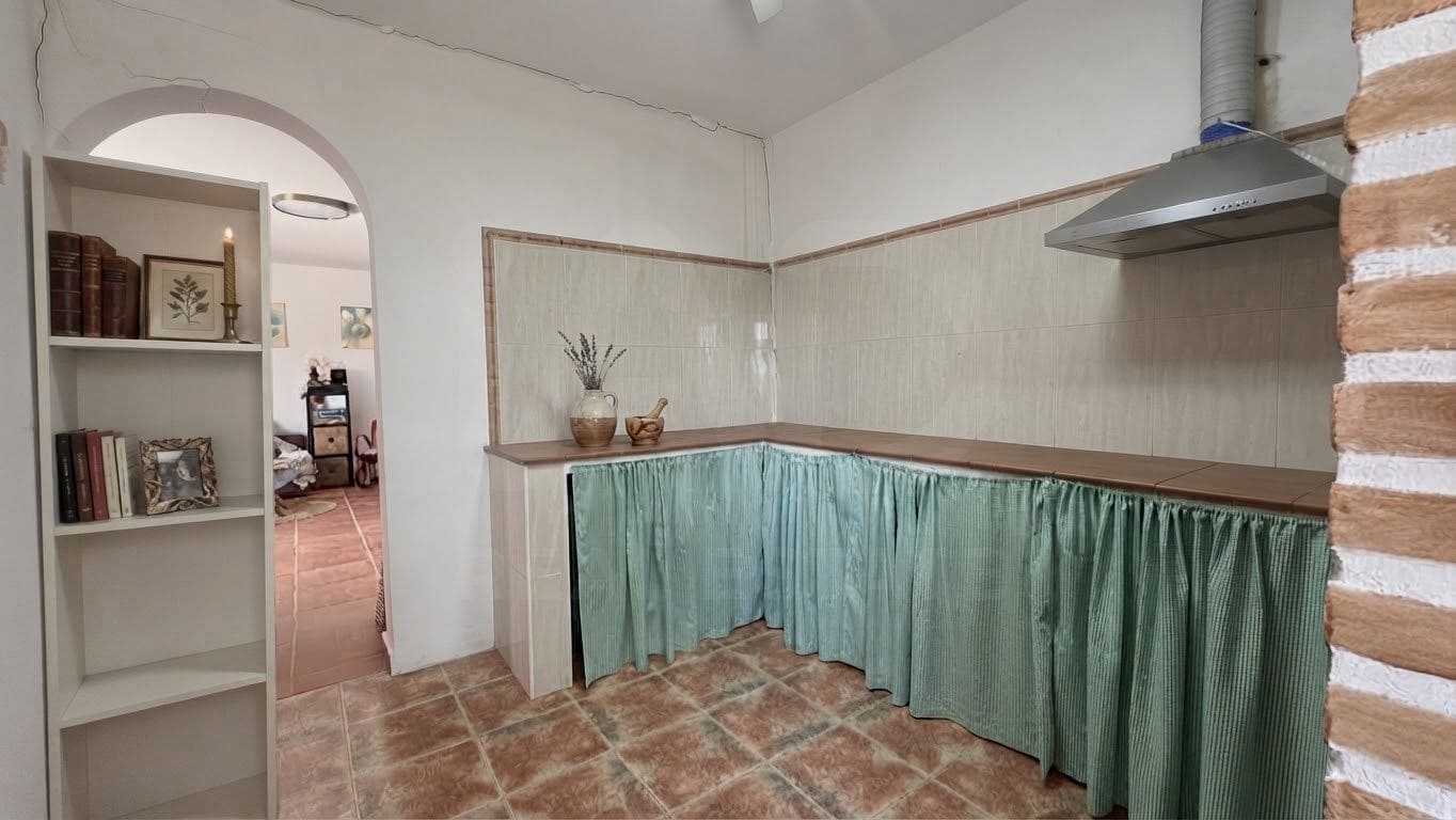 2 sovrum Finca/Hus på landet till salu i Riogordo med garage - 170 000 € (Ref: 10182380)