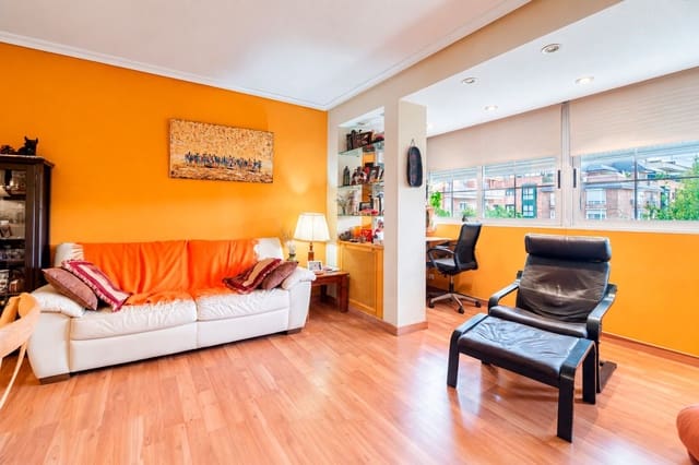 4 bedroom Apartment for sale in Pueblo Nuevo, Madrid city - € 479,000 (Ref: 10182382)