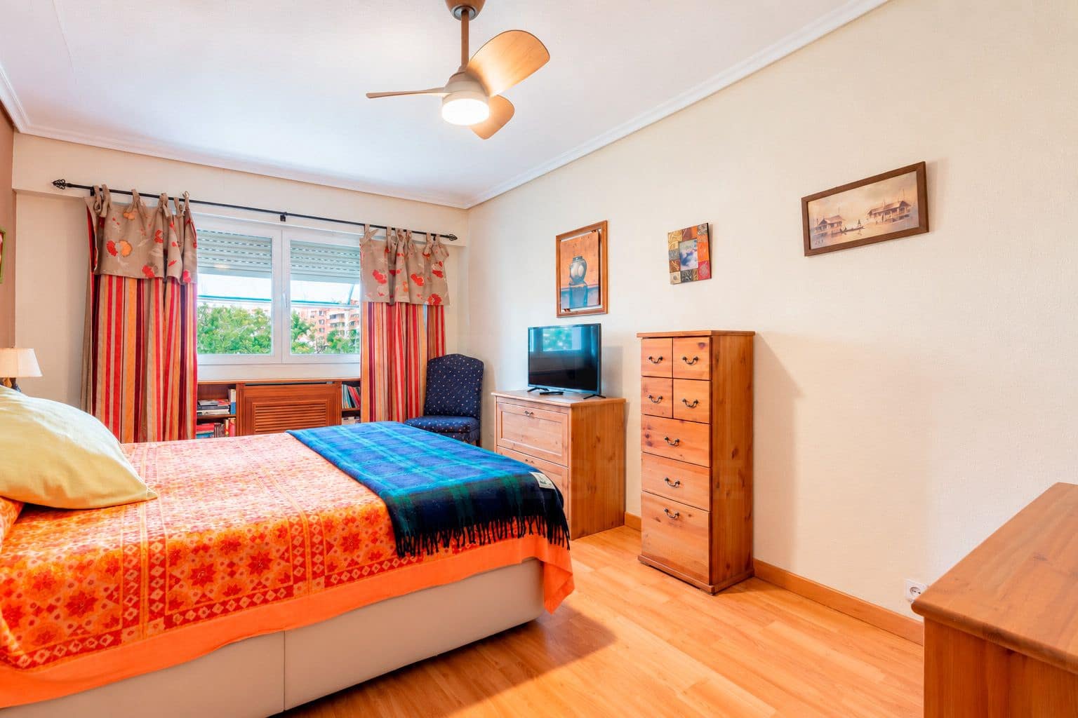 4 bedroom Apartment for sale in Madrid city - € 479,000 (Ref: 10182382)