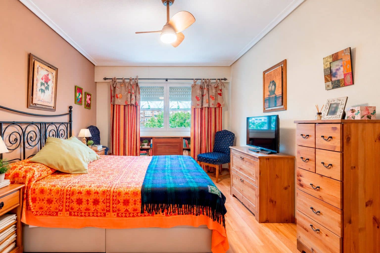 4 bedroom Apartment for sale in Madrid city - € 479,000 (Ref: 10182382)